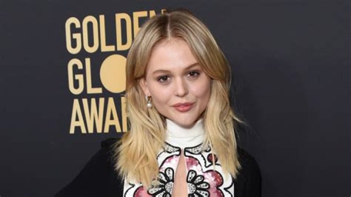 The Untold Truth Of Emily Alyn Lind ·