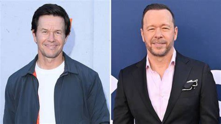 The Untold Truth Of The Wahlberg Brothers' Net Worth