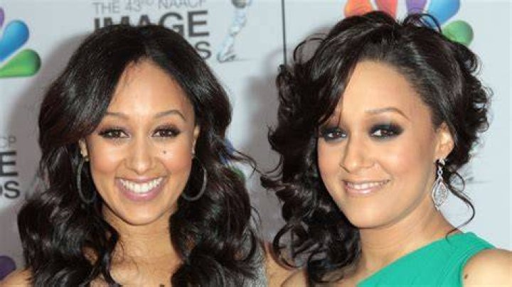 Tia And Tamera Mowry Once Babysat Another Pair Of Famous Twins ·
