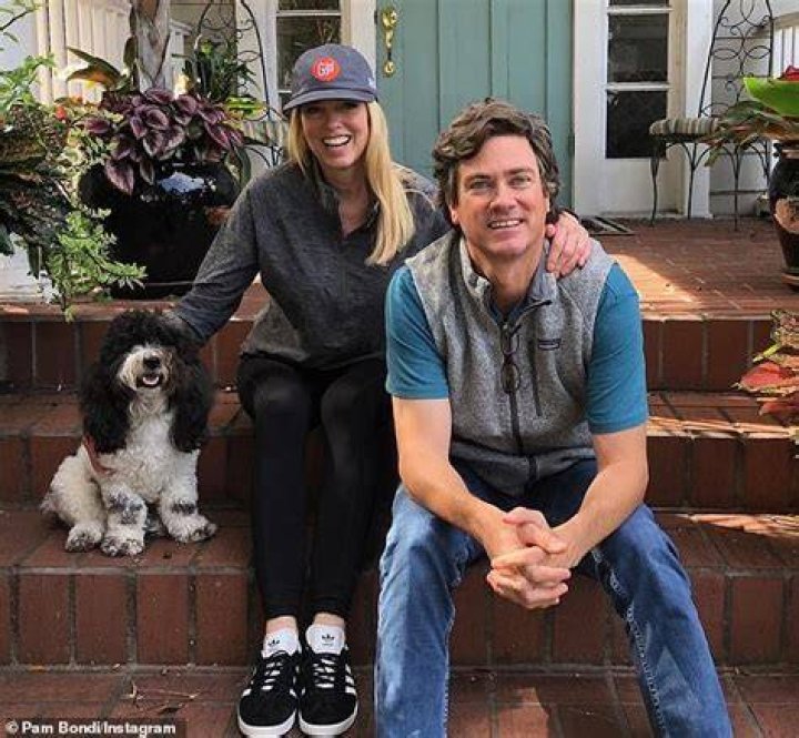 Unlocking The Secrets Of Stacy Wakefield's $10 Million Fortune