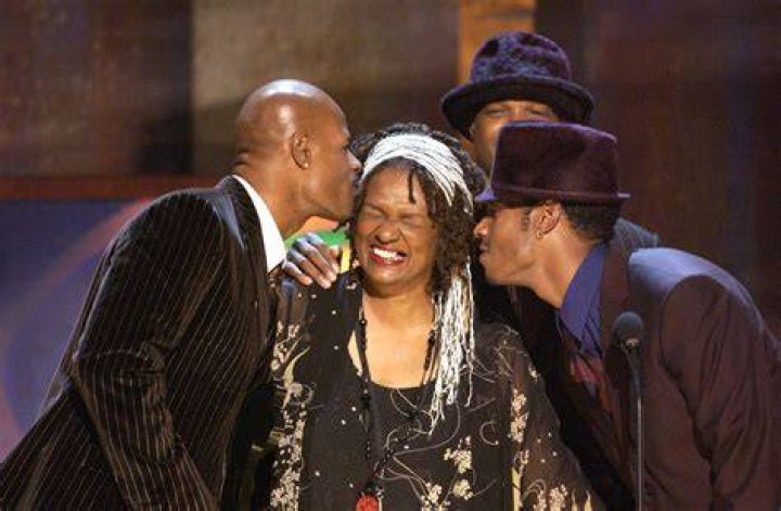 Unveiling The Legacy Of Elvira Wayans: Shawn Wayans' Inspiring Mother