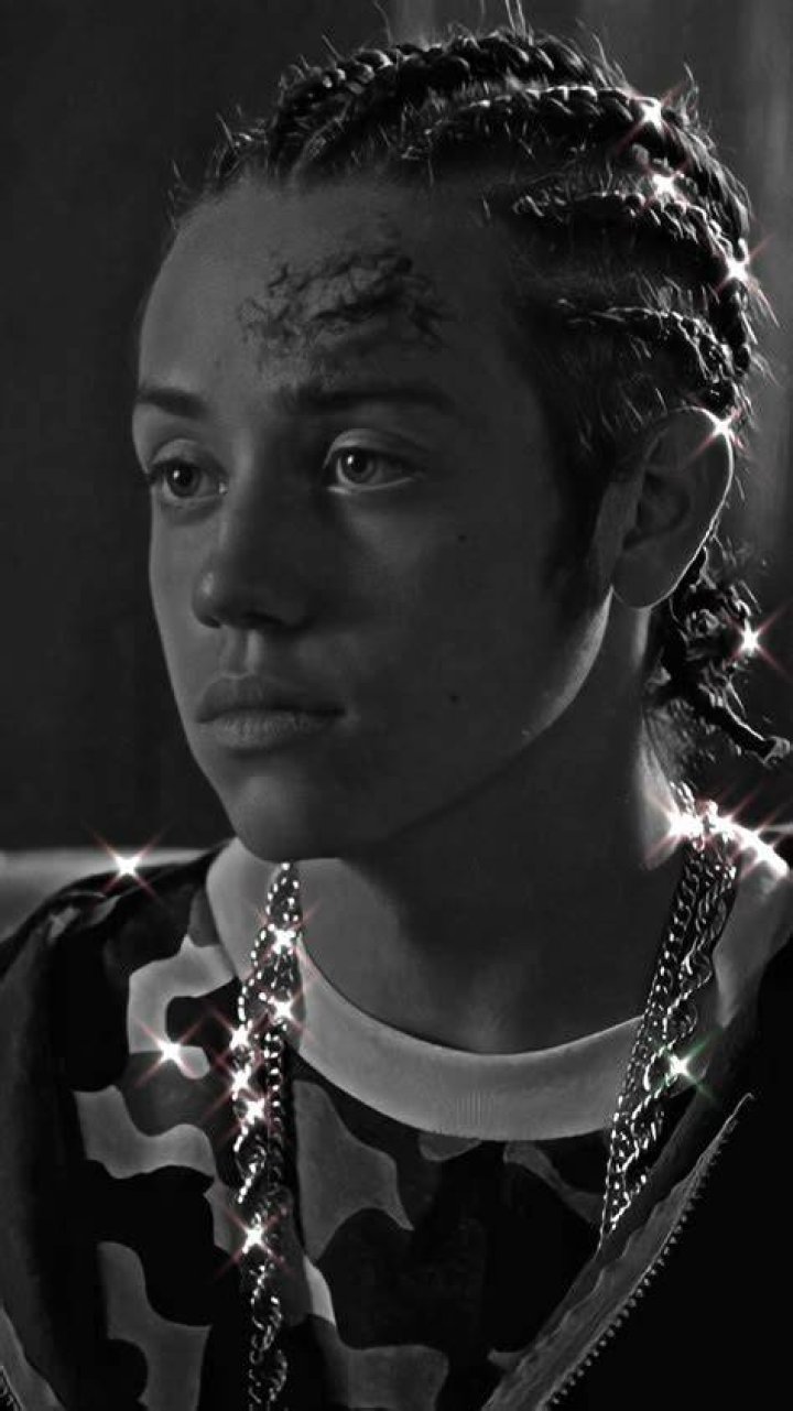Unveiling The Secrets Of Carl Gallagher's Iconic Braids