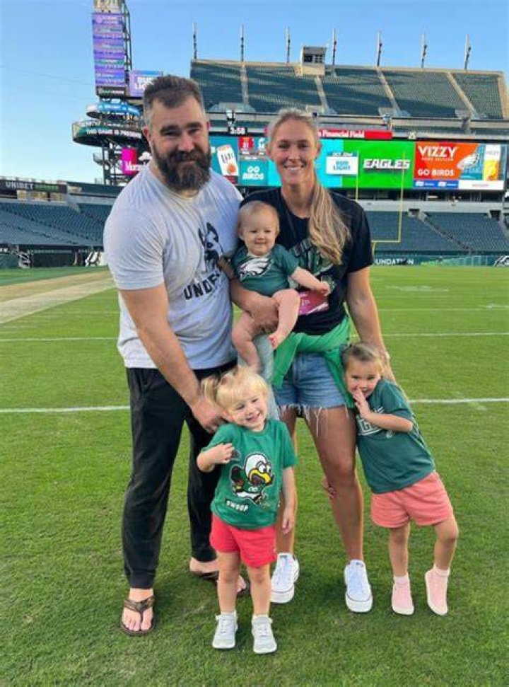 Unveiling The Truth: Kylie Kelce's Pregnancy Rumors Explored
