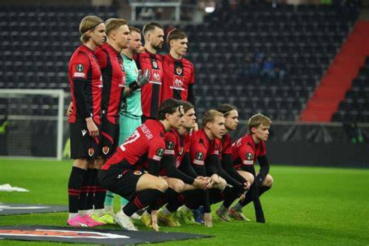Víkingur Reykjavík Egnatia Rrogozhinë horfa á í beinni útsendingu vikingurfc - Víkingur 25 júlí 2024
