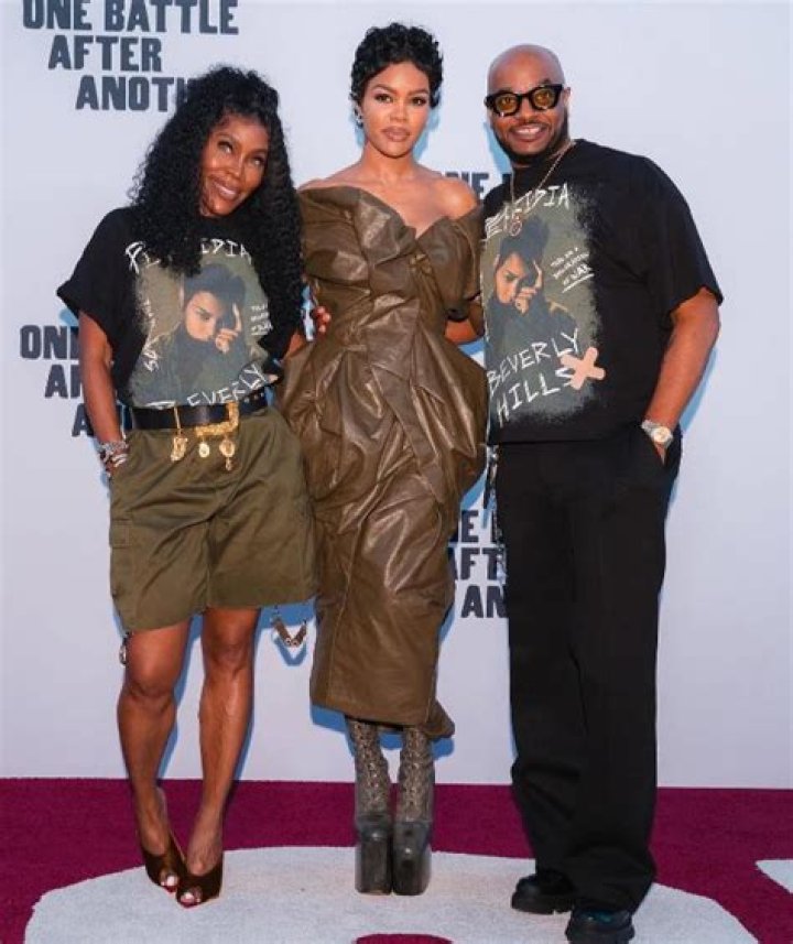 Who is Teyana Taylor Father Tito Smith? Mom Nikki and Parents Ethnicity ·