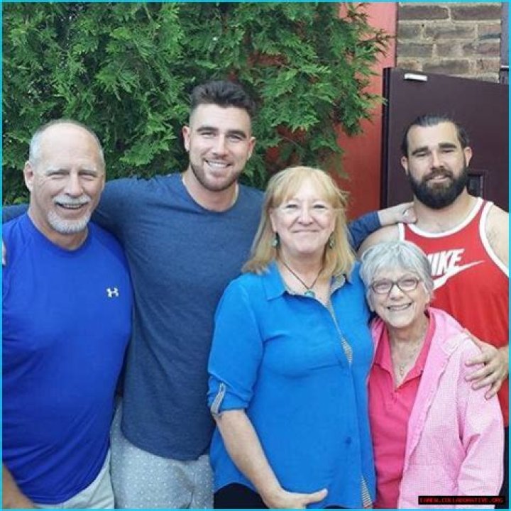 Who Is The Father Of Travis Kelce?