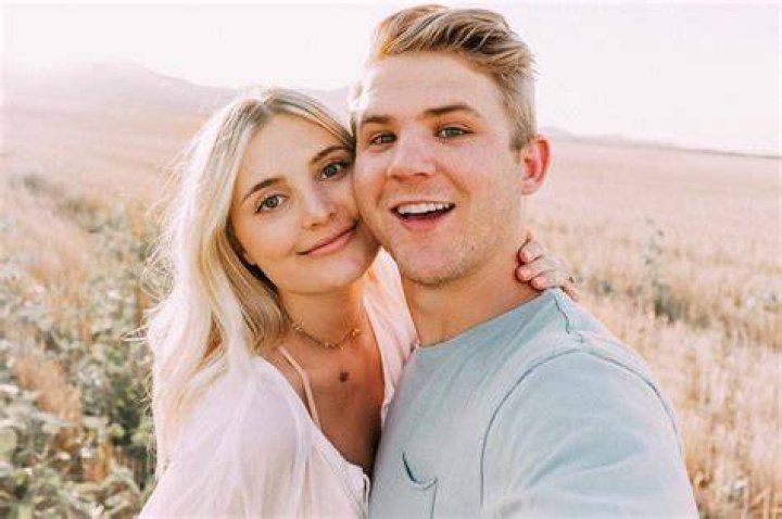 YouTuber Aspyn Ovard's Divorce: A Journey Of Heartbreak And Resilience