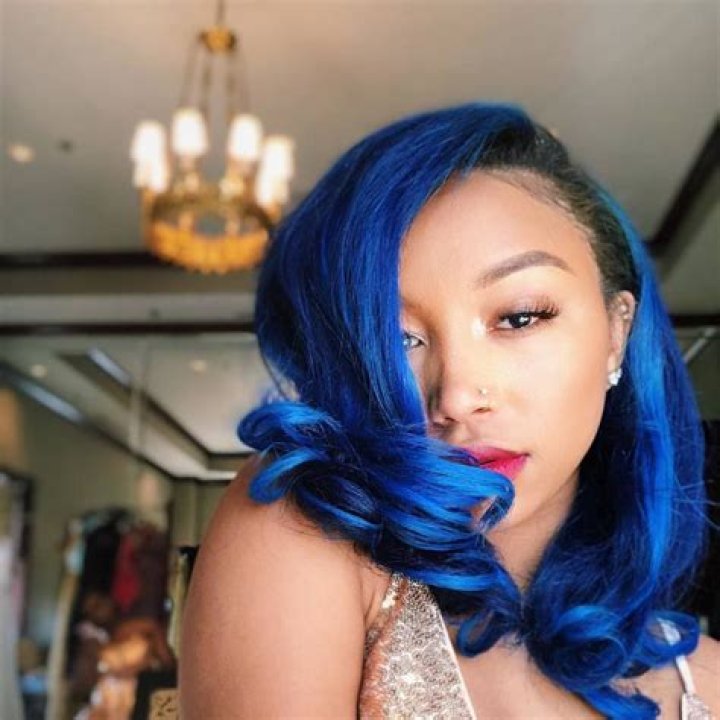 Zonnique Pullins Shows Off Her Baby Bump In This Gorgeous Black And White Photo ·
